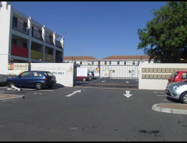 1 BEDROOM APARTMENT TO LET IN PARKLANDS
